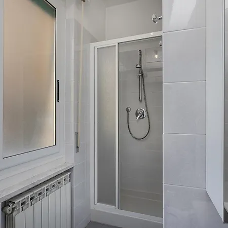 Large In The Heart Of By Wonderful Italy Apartment *